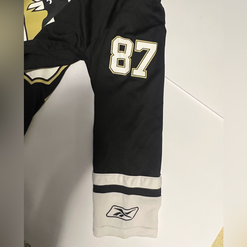 Pittsburgh Penguins Sidney Crosby Reebok CCM Screen Printed Jersey Size Medium - Picture 10 of 12